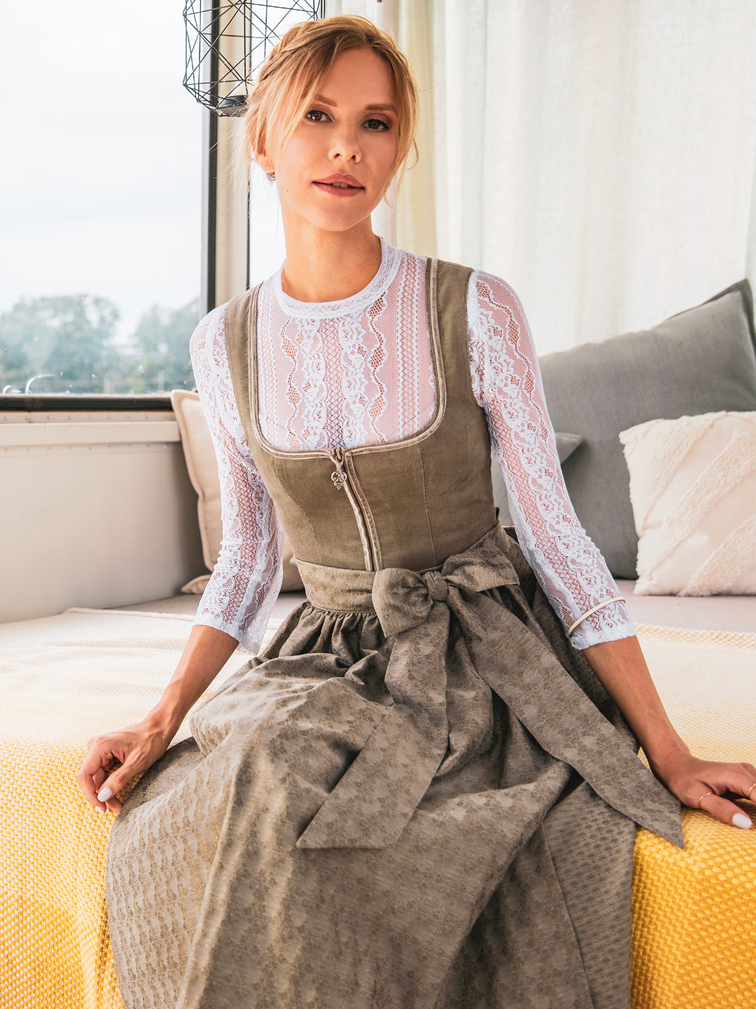 Dirndl Marilena in Khaki