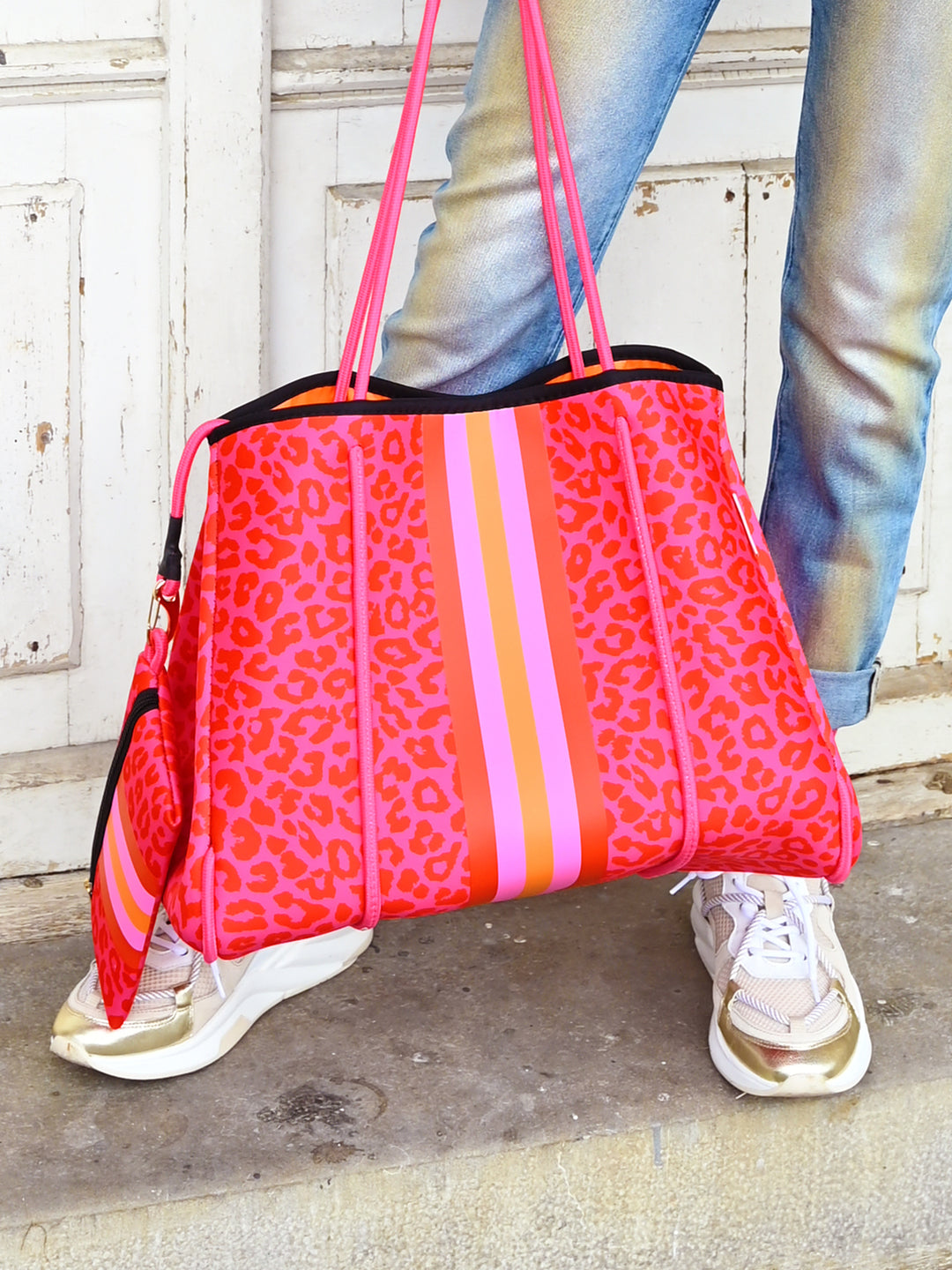 Neoprentasche Leo Pink L