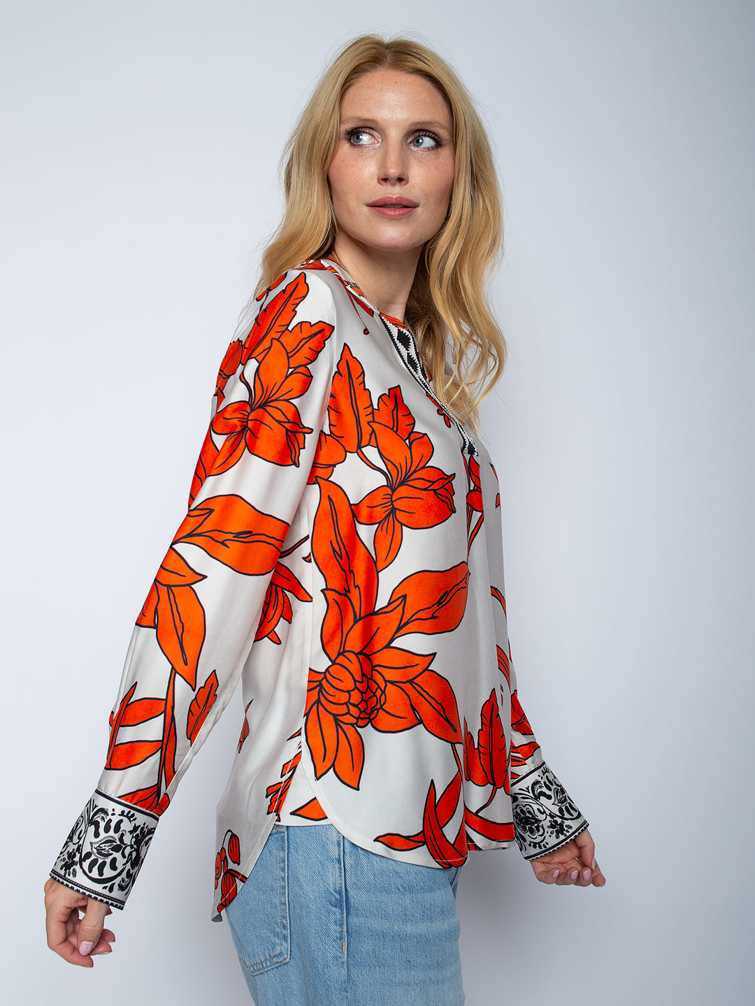 Shirtbluse Orange Black Flowers