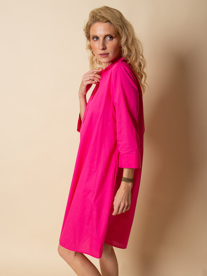 Lässiges Damenkleid Magenta