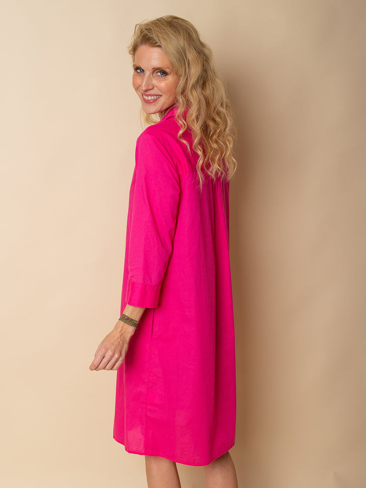 Lässiges Damenkleid Magenta