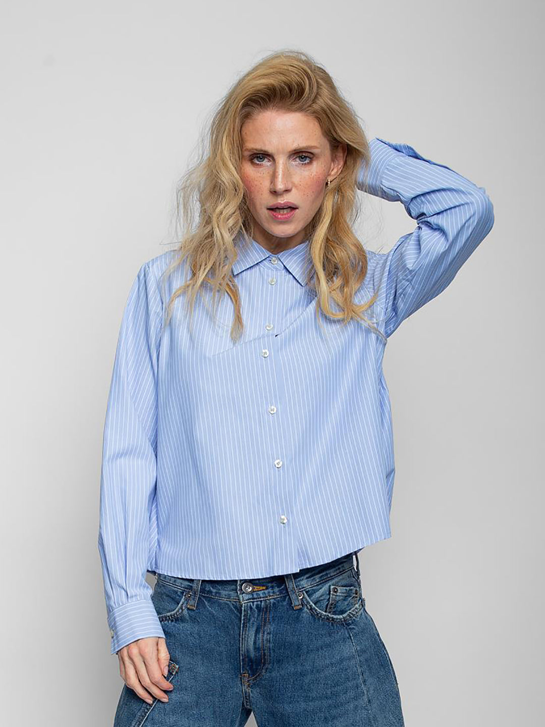 Hemdbluse Cropped Blue Stripes