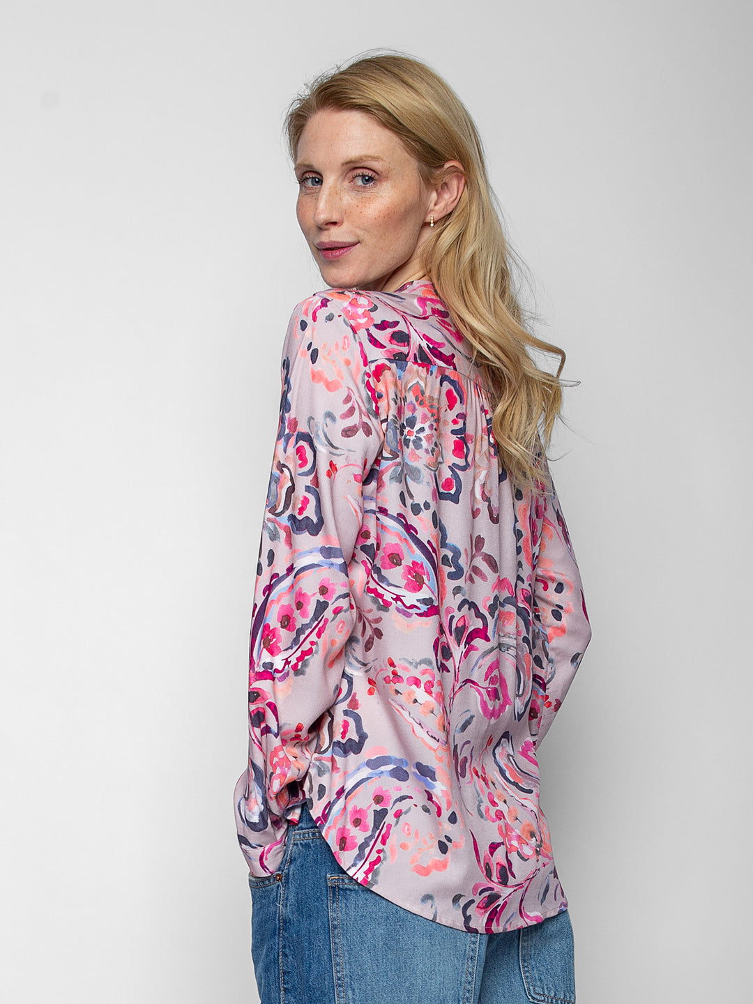 Blusenshirt Multipaisley Beere