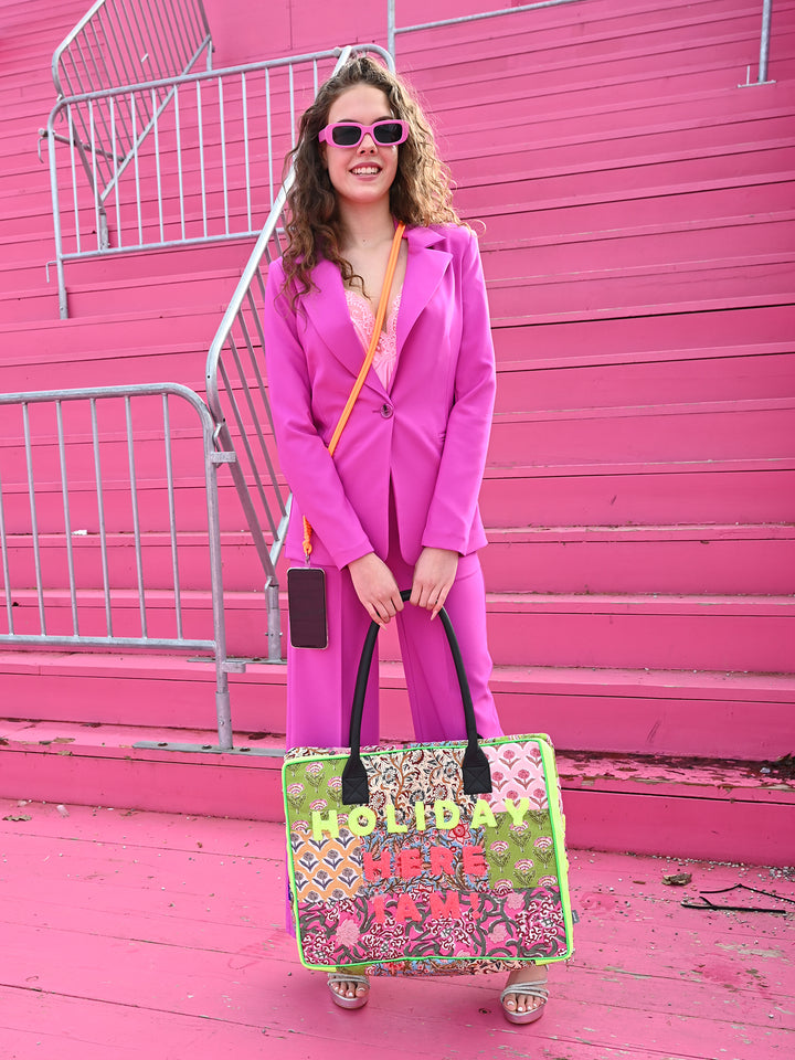 Weekender Holiday Here I Am