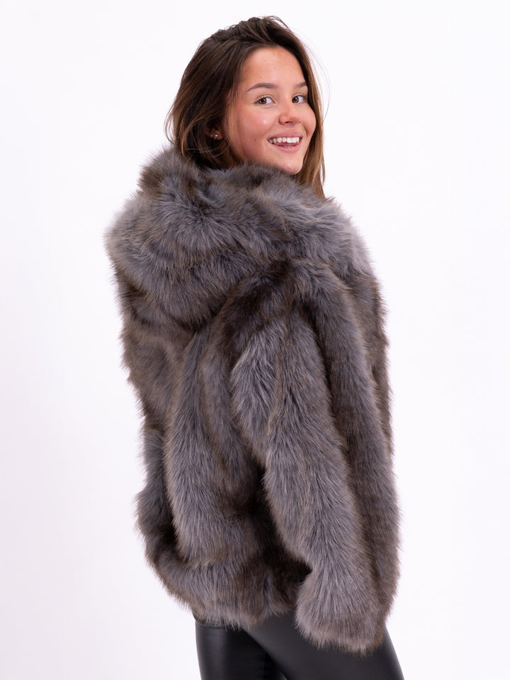 Kunstefelljacke Kapuze Grau