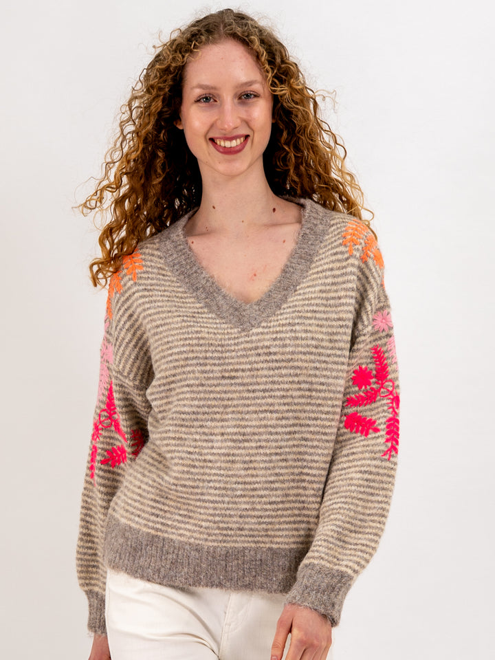 Pullover Flowers Brown