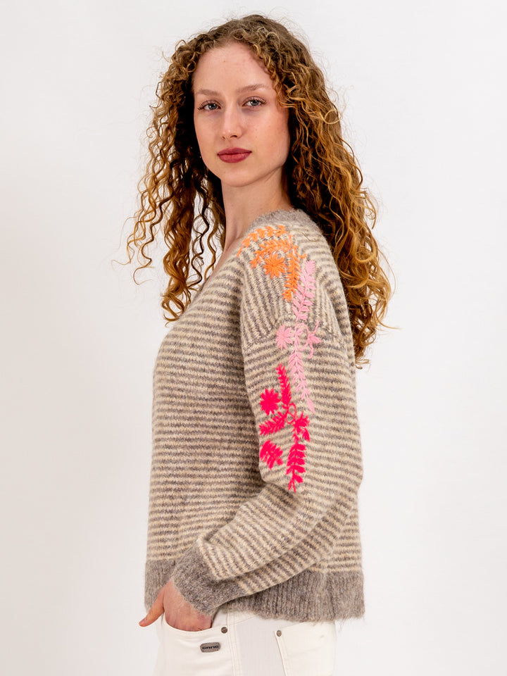 Pullover Flowers Brown