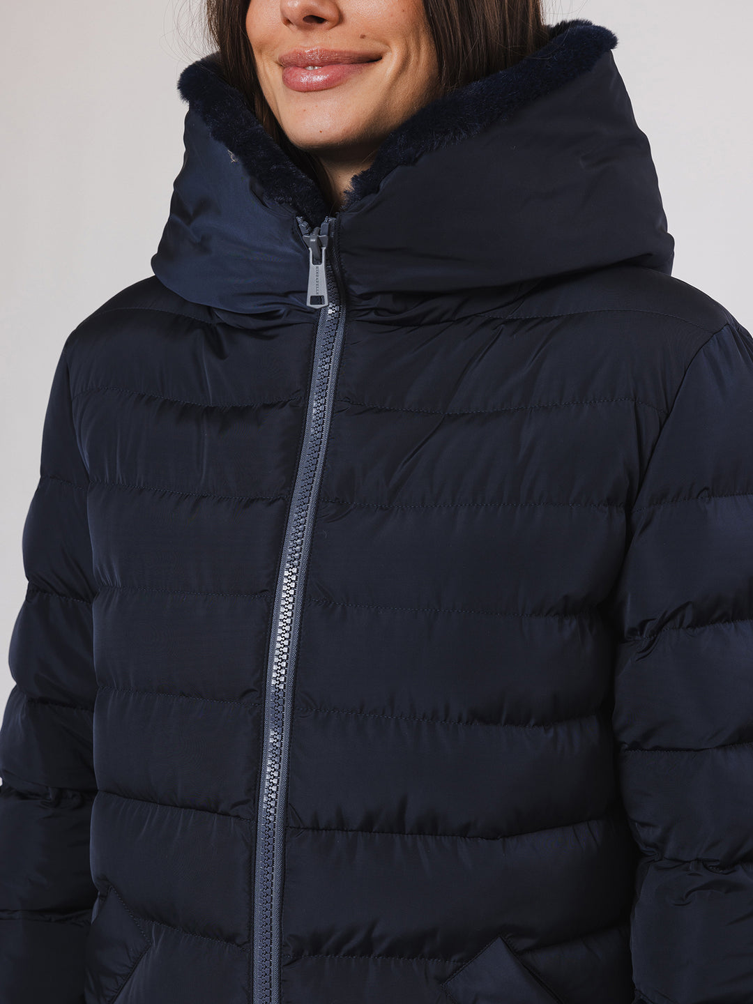 Steppmantel Keilafur Navy