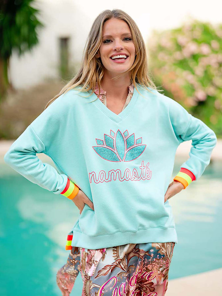 V-Neck Sweater Namaste Strass