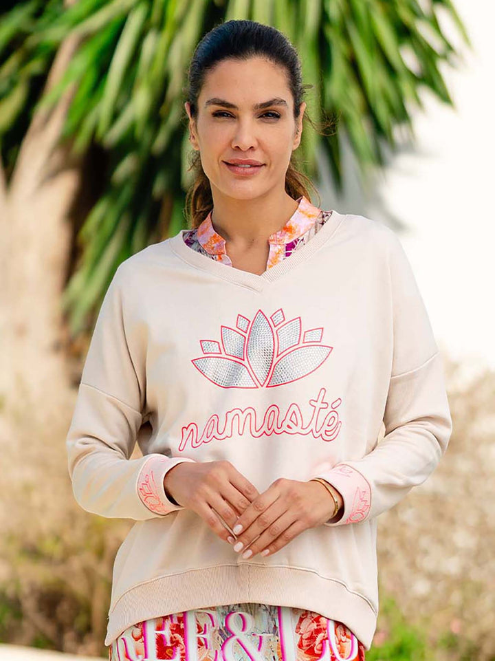 V-Neck Sweater Namaste Strass Creme