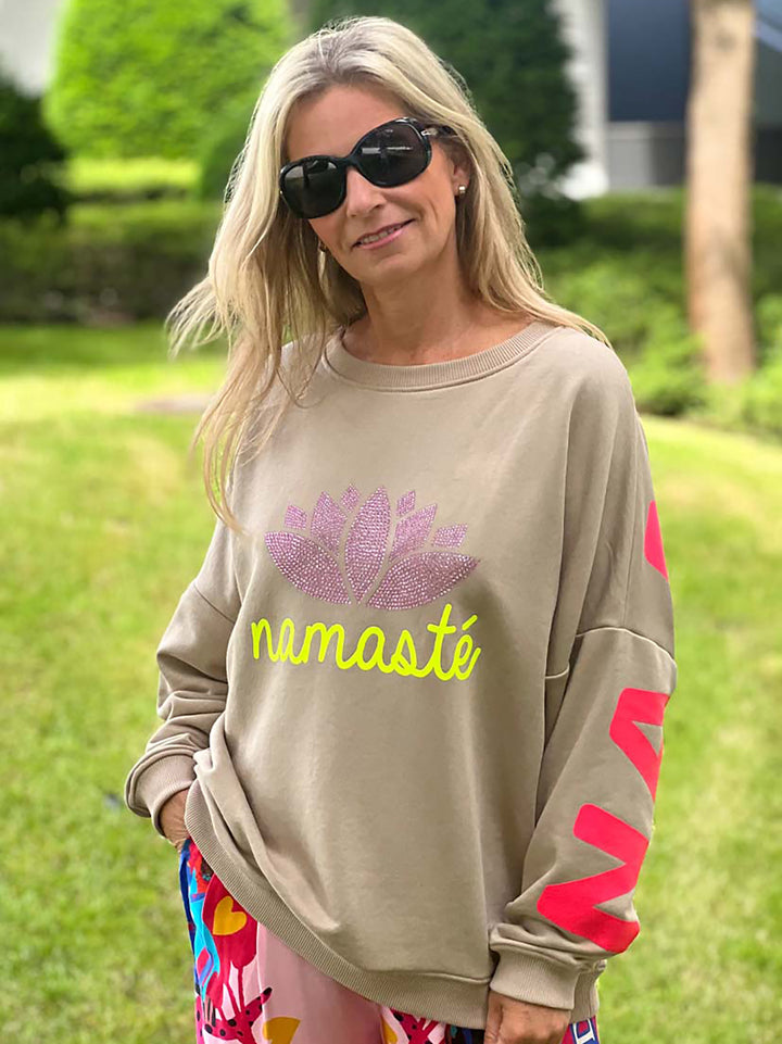 Roundneck Namaste Sand