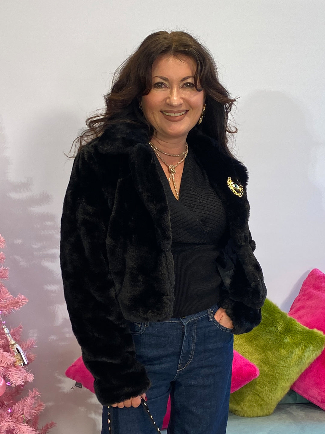 Kurze Kunstfelljacke Schwarz