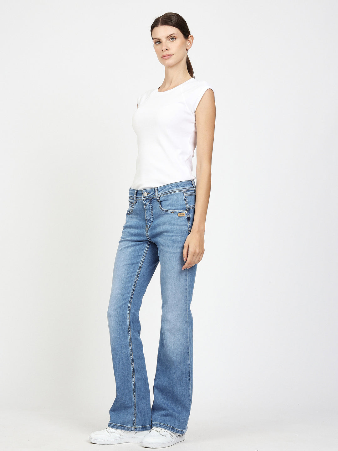 Jeans Amelie Flared Fit Midblue Base Use