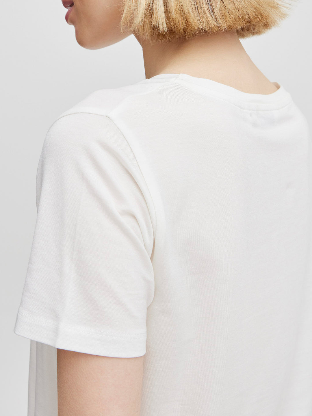 Byrexima VNeck TShirt Offwhite