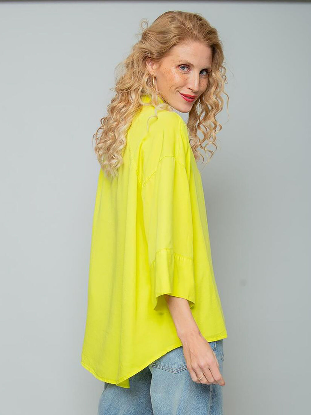 Boxy Bluse mit Hemdkragen Lemon