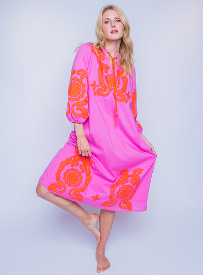 Emily van den Bergh Tunikakleid mit Ornamenten Pink
